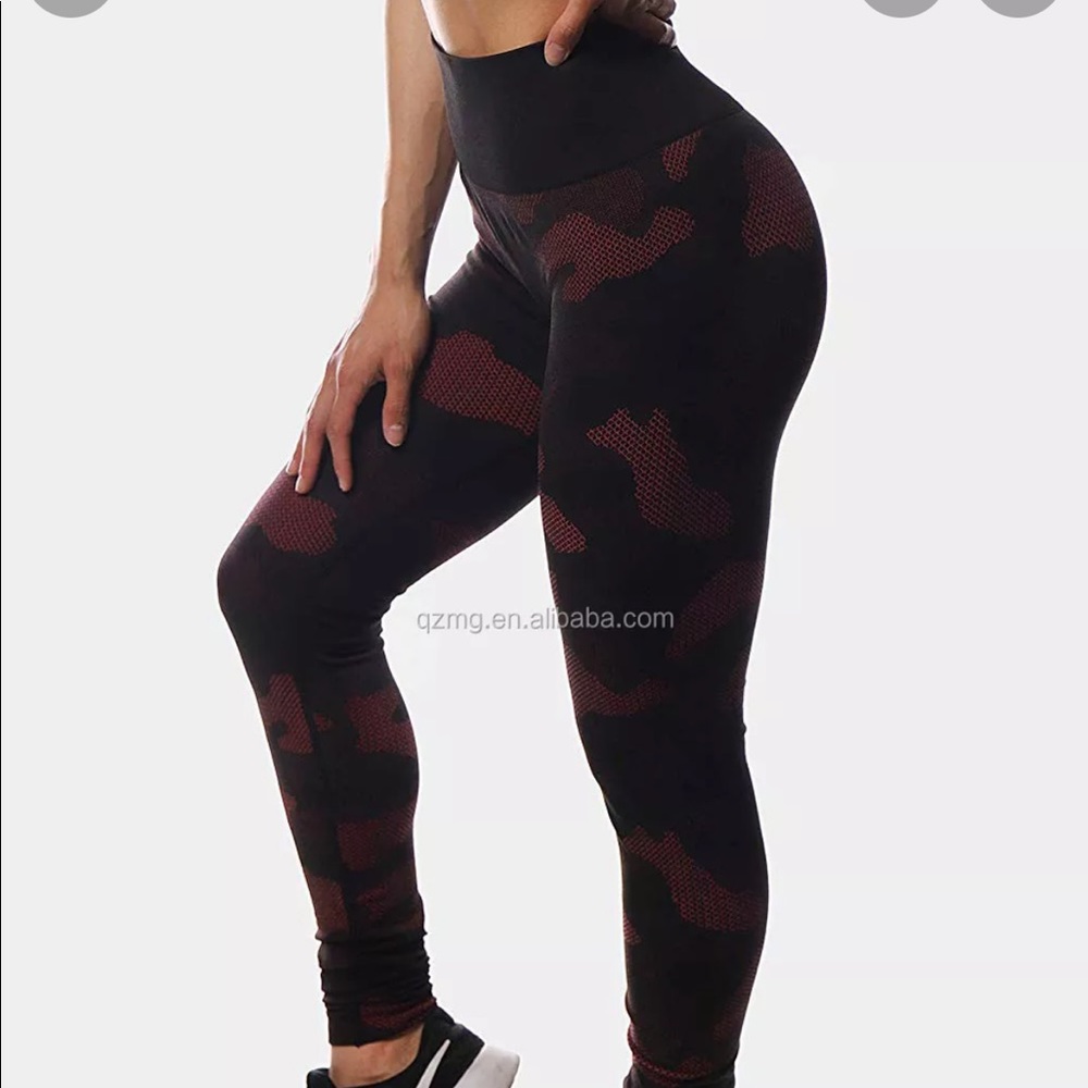 JEDNORTH FLORA SEAMLESS LEGGINGS - BLACK/RED CAMO